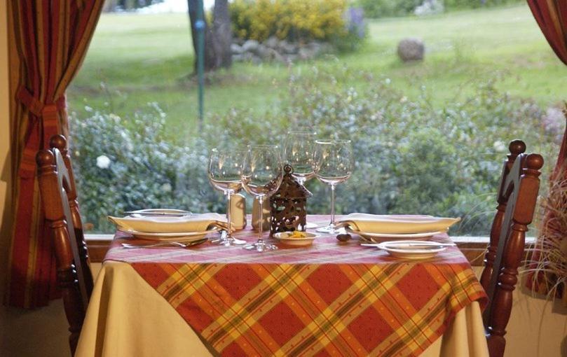 Hosteria Helsingfors Ел Чалтен Екстериор снимка